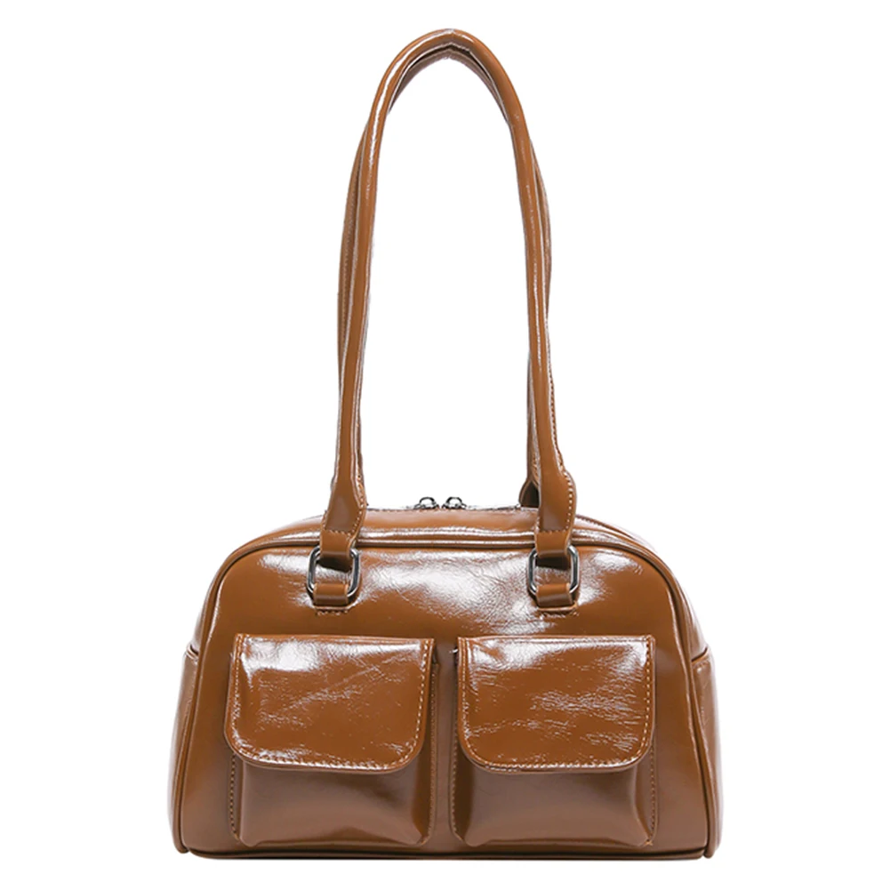Signs that indicate when your leather tote needs conditioning immediately